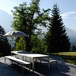 Хостел Valbella-lenzerheide Youth Вальбелла